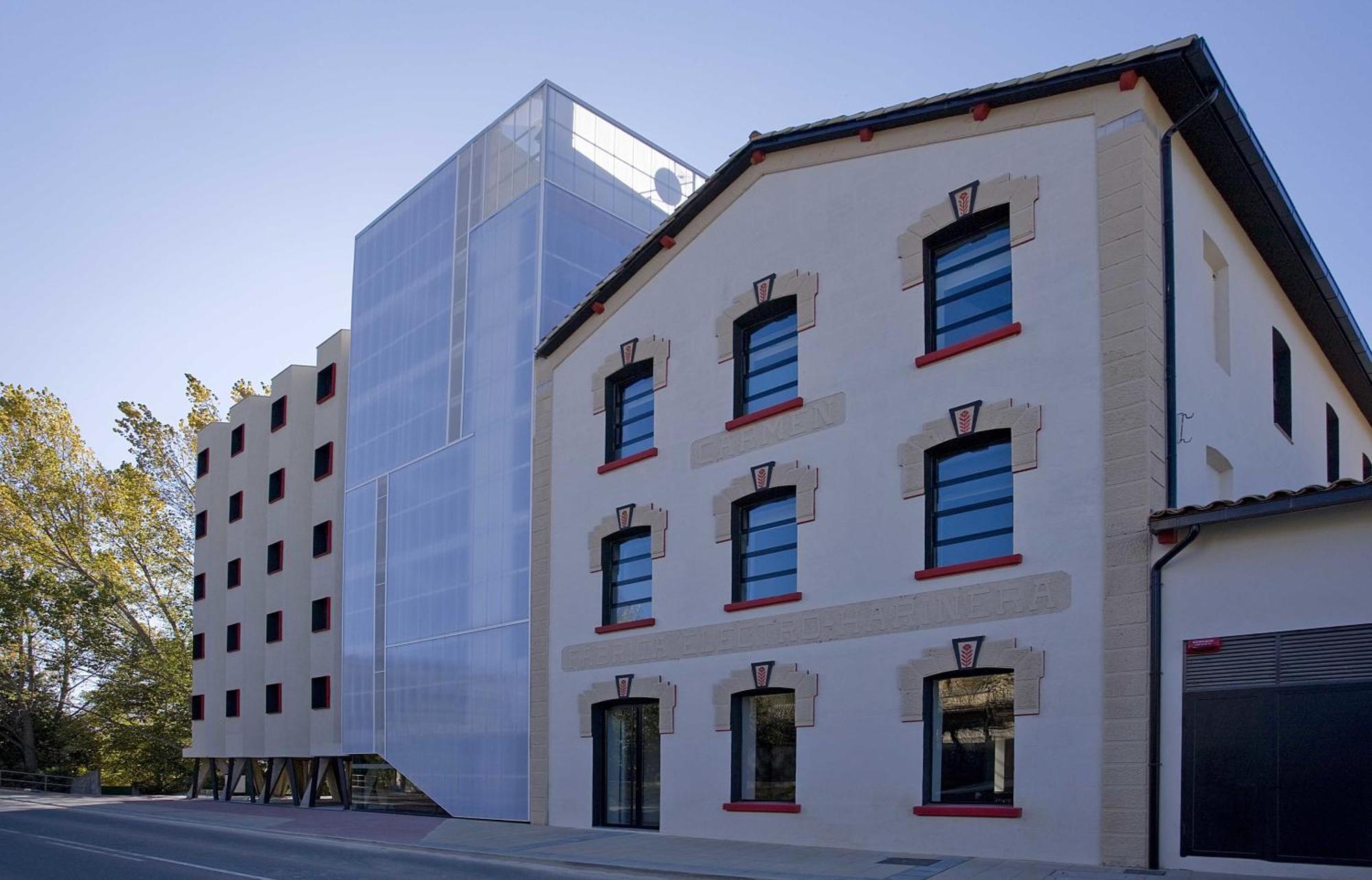 Hotel Tximista Estella Exteriör bild